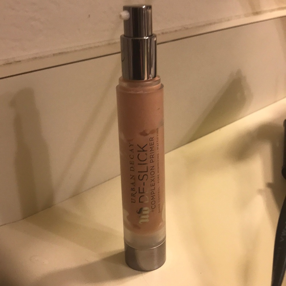 Urban decay D slick complexion primer used once